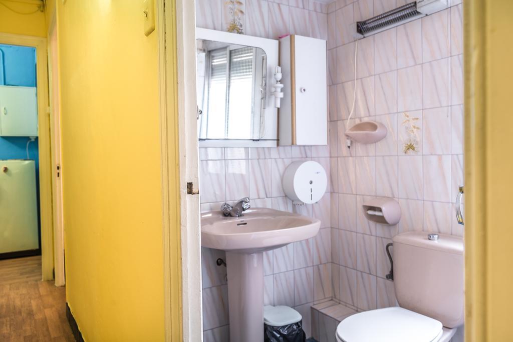 Hostel Turistic Castell Barcellona Esterno foto